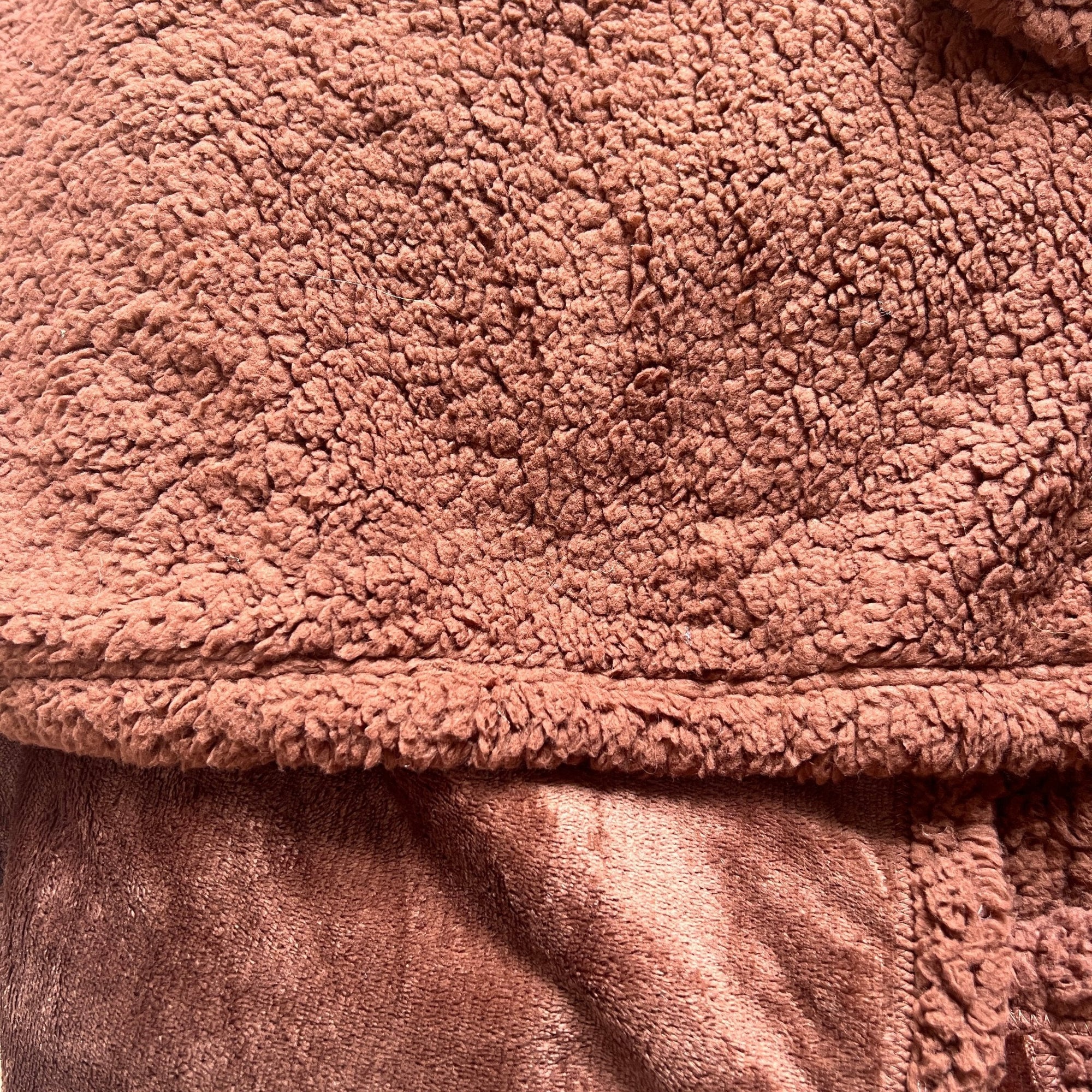 Protect Your Couch from Your Furry Friend: The Magic of a Waterproof Blanket