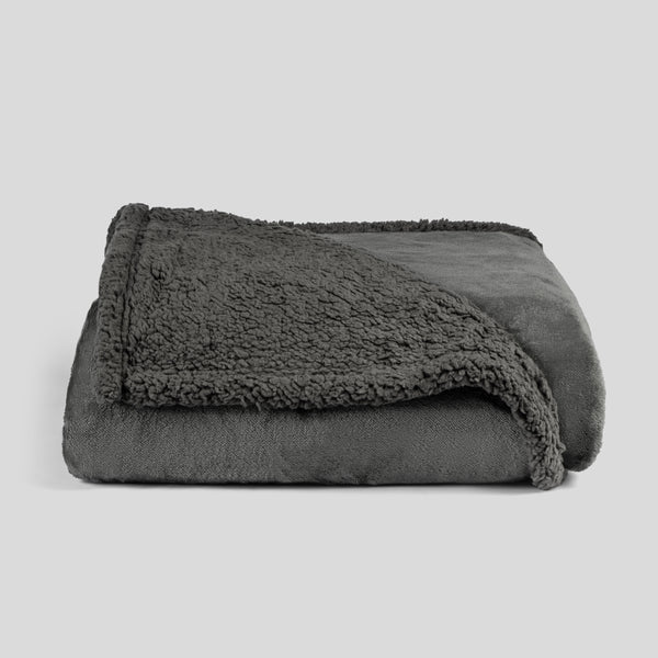 The best waterproof blanket for adults, keep your bed and couch clean and dry
