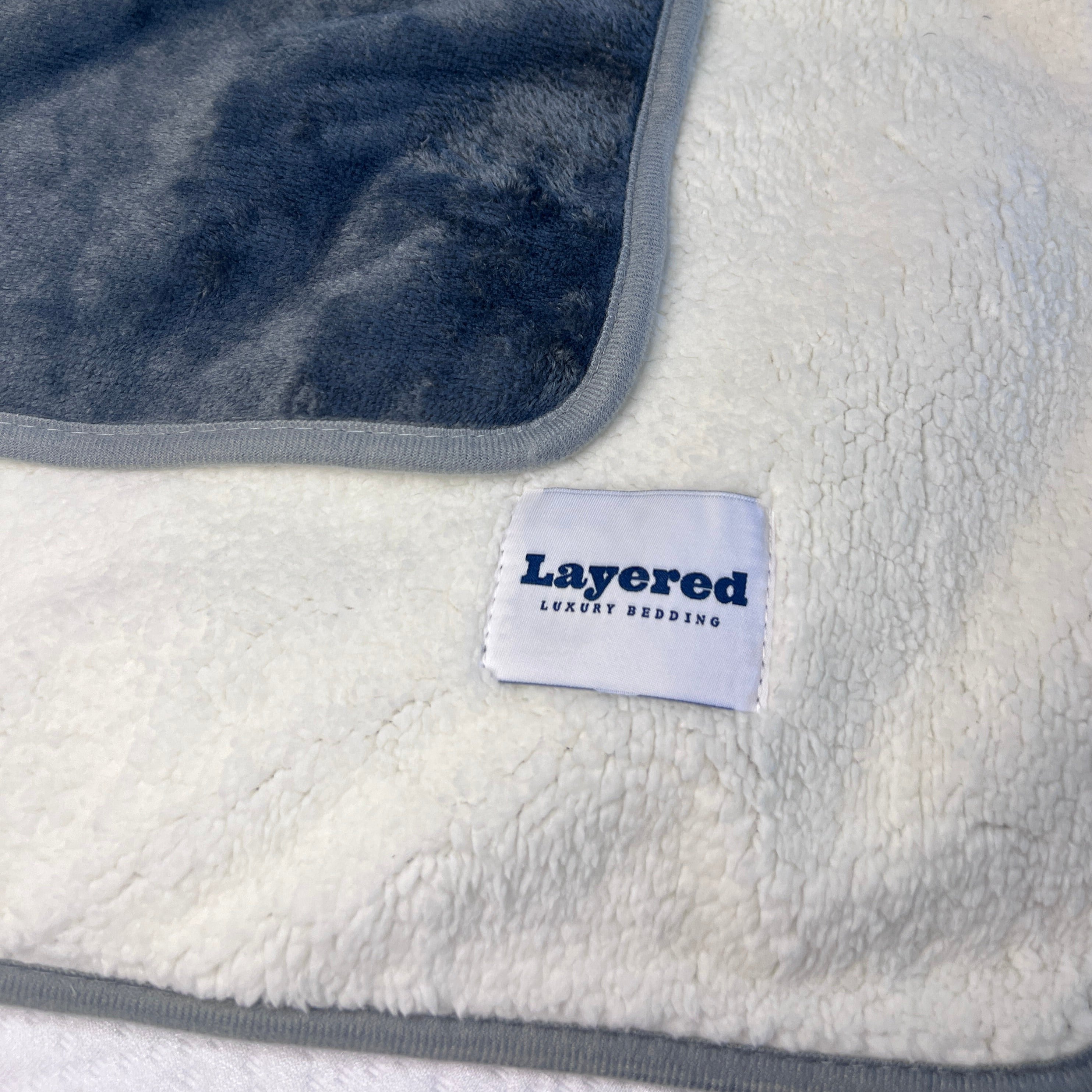 A waterproof Blanket for Adults, Dogs, Cats and Children. Perfect as a sex blanket for the bed or a spill blanket to protect your sheets.